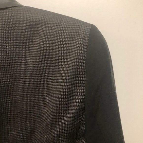 TAHARI CHARCOAL BLACK BLAZER W/ FAUX LEATHER LAPEL - Picture 10 of 13
